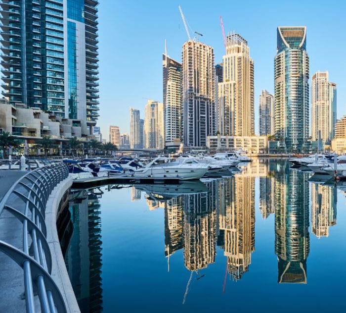 Emirati Arabi 3